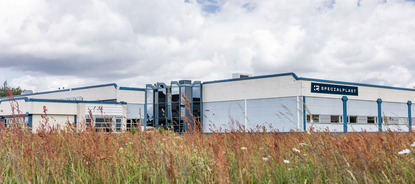 Specialplast's factory seen from outside.
